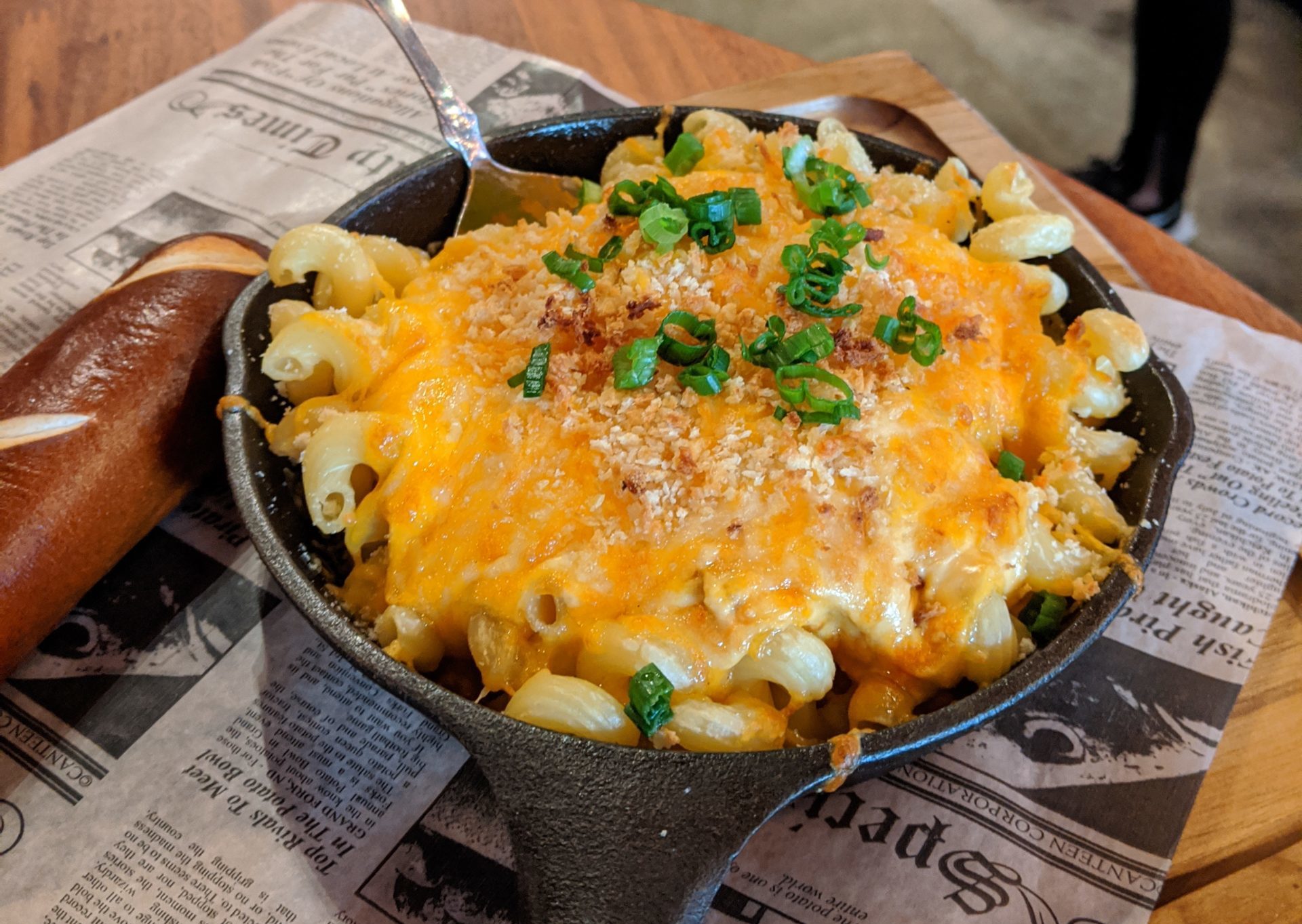 skillet mac and cheese from urban meyers pint house