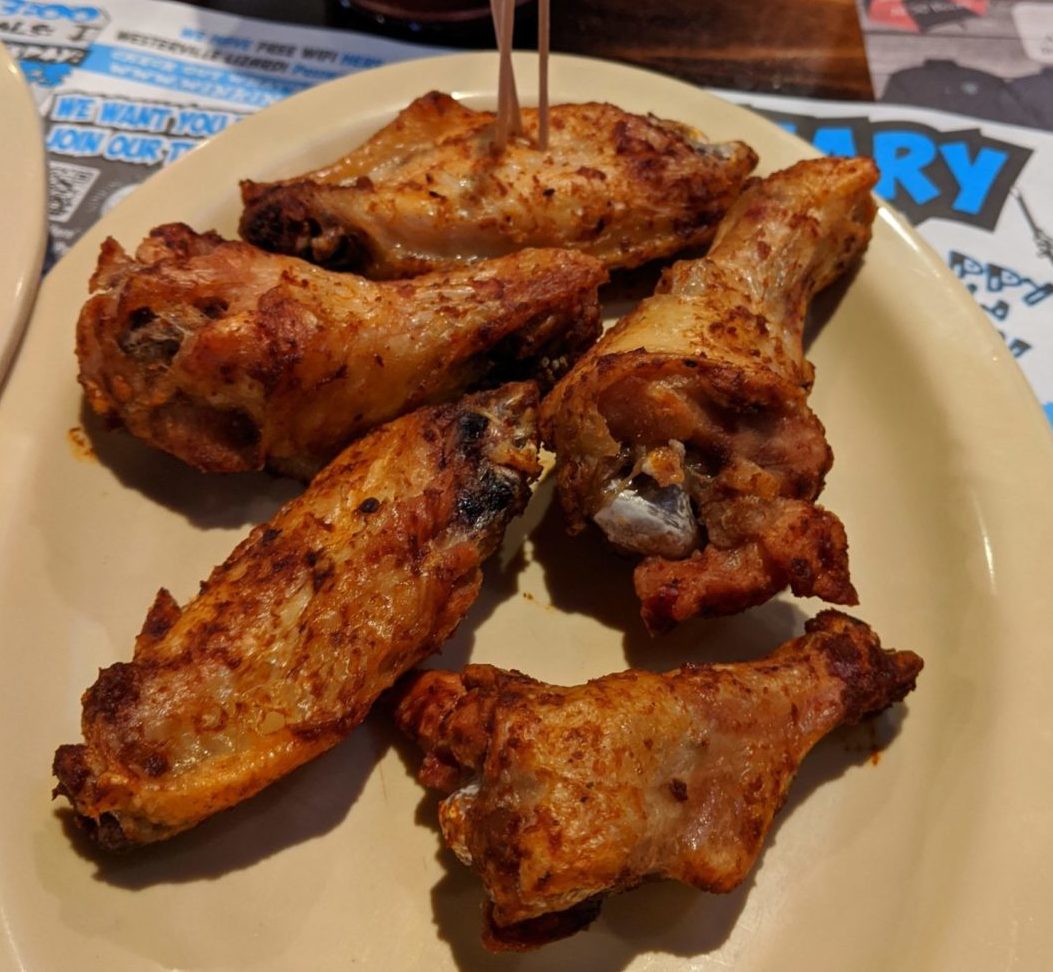 pure evil wings at winking lizard by fartley farms